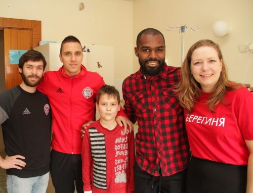 Футболисты "Амкара" поддержали Дениса Татевяна 