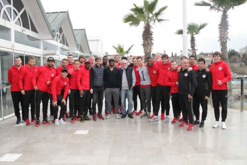 Обед с Это’о