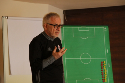 Лекция Гаджи Гаджиева для будущих тренеров