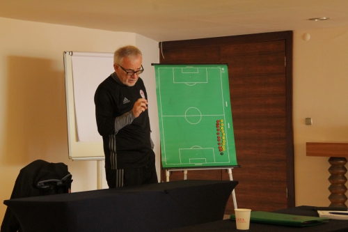 Лекция Гаджи Гаджиева для будущих тренеров