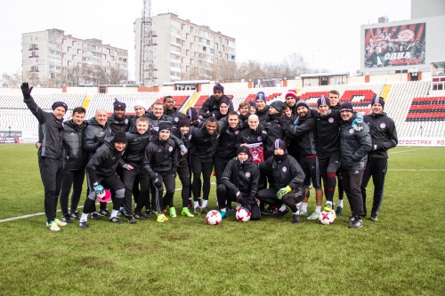 Команда поздравила с днем рождения Павла Комолова, сменившего имидж