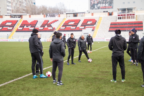 Команда поздравила с днем рождения Павла Комолова, сменившего имидж