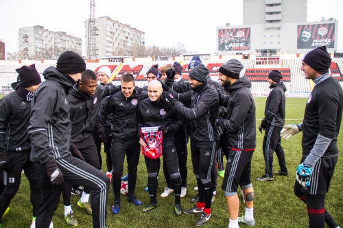 Команда поздравила с днем рождения Павла Комолова, сменившего имидж