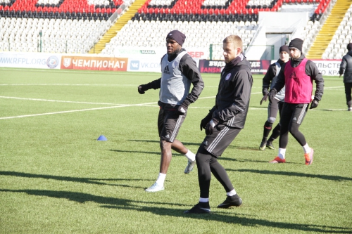 "Амкар" начал в Перми подготовку к матчу с "Томью"