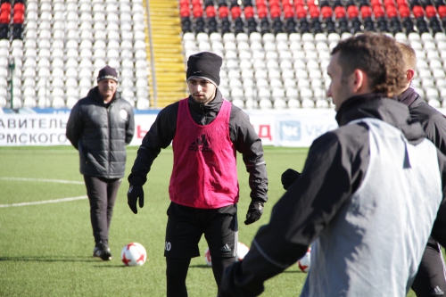 "Амкар" начал в Перми подготовку к матчу с "Томью"