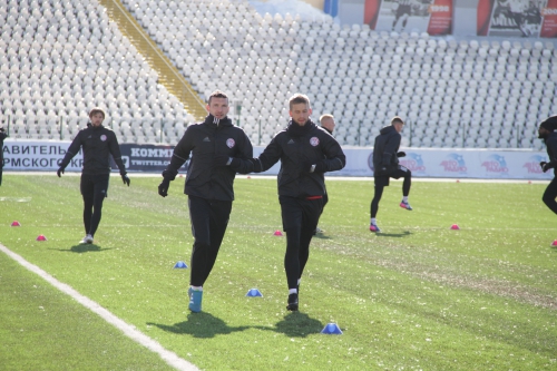 "Амкар" начал в Перми подготовку к матчу с "Томью"