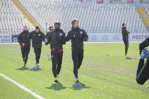 "Амкар" начал в Перми подготовку к матчу с "Томью"