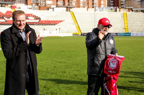 Команда поздравила с днем рождения Игоря Резвухина