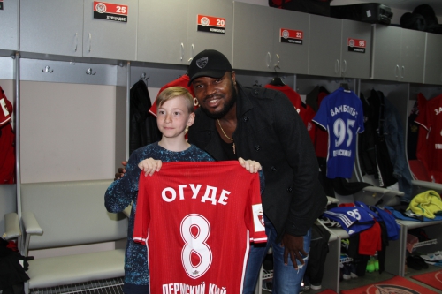 Экскурсия "Пропуск в раздевалку"