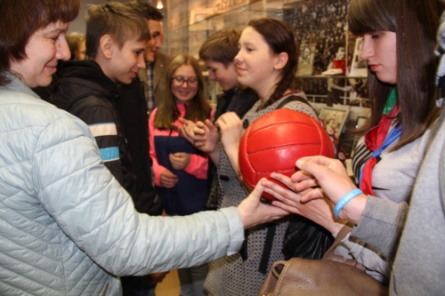 Экскурсия для детей на стадионе "Звезда"