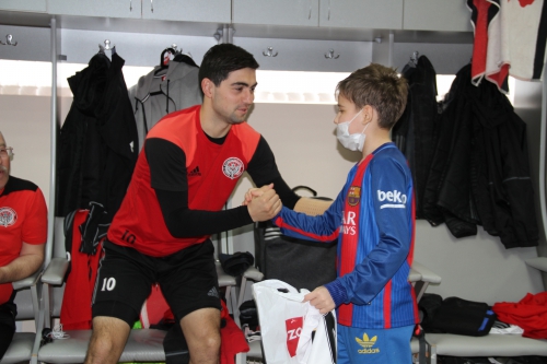 Денис в гостях у "Амкара"