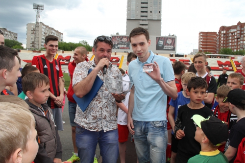 Матч футболистов "Амкара" и команды болельщиков