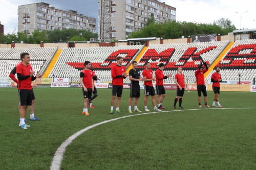 Матч футболистов "Амкара" и команды болельщиков