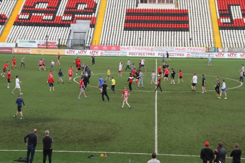 Матч футболистов "Амкара" и команды болельщиков