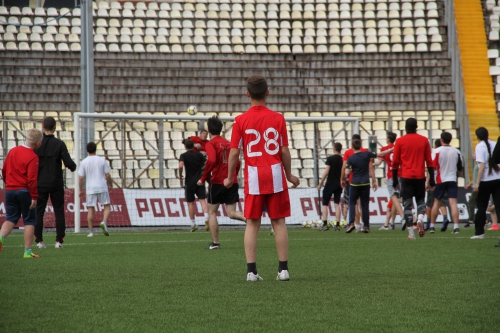 Матч футболистов "Амкара" и команды болельщиков