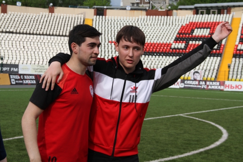 Матч футболистов "Амкара" и команды болельщиков