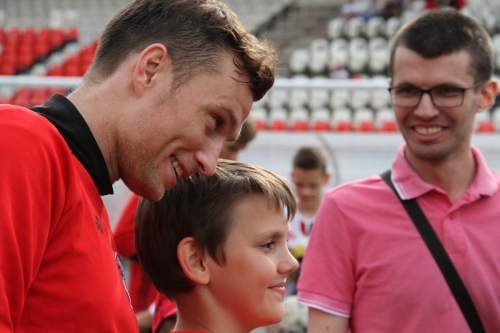 Матч футболистов "Амкара" и команды болельщиков