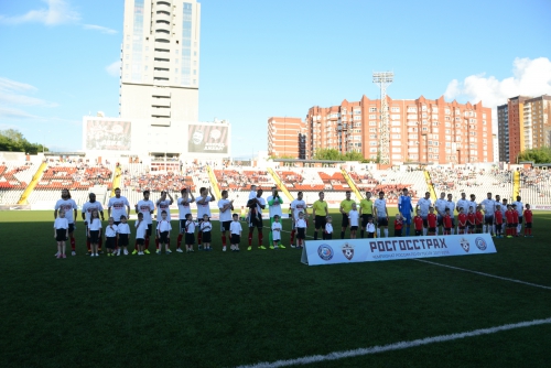 Антураж матча "Амкар"-"Уфа"