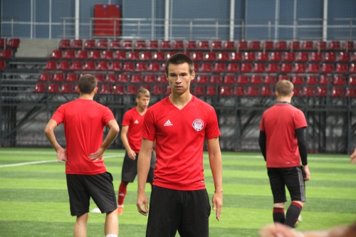 Тренировка "молодежки" в манеже "Пермь Великая"