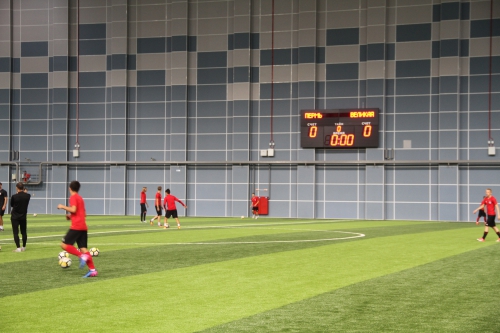 Тренировка "молодежки" в манеже "Пермь Великая"