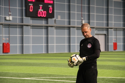 Тренировка "молодежки" в манеже "Пермь Великая"