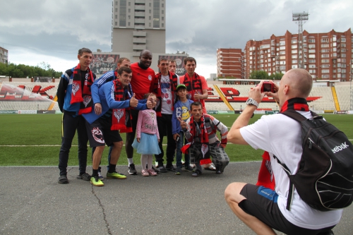 "Амкар" поздравил футболистов Дубровского интерната