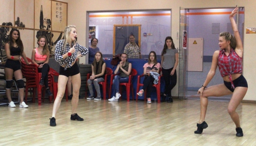 Кастинг в группу поддержки ФК "Амкар"