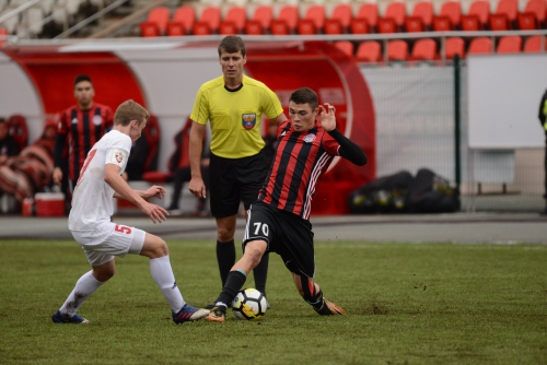 "Амкар"-М - "СКА-Хабаровск"-М 1:0