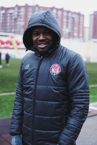 Фан-шоп. Зимняя одежда Adidas