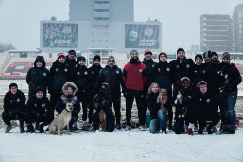 #Помогатьпросто. "Амкар" с бездомными собаками