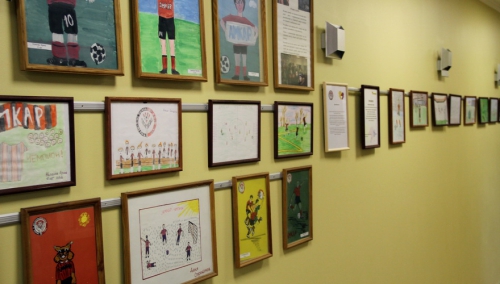 Детские рисунки в кафе