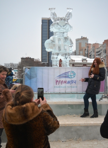 Зимний мини-футбол в ледовом городке