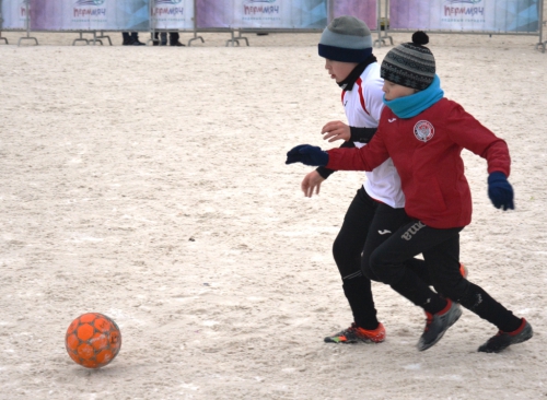 Зимний мини-футбол в ледовом городке