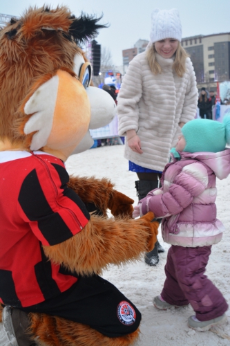 Зимний мини-футбол в ледовом городке
