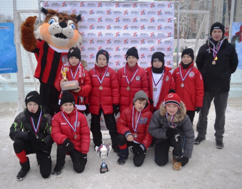 Зимний мини-футбол в ледовом городке