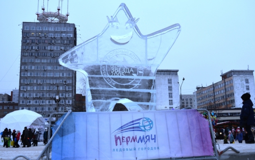 Зимний мини-футбол в ледовом городке