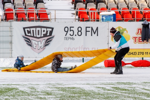 Рождество с "Амкаром"