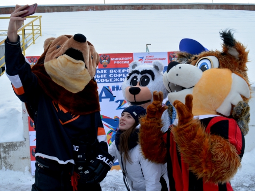 Макар стартовал на "Льду надежды нашей"