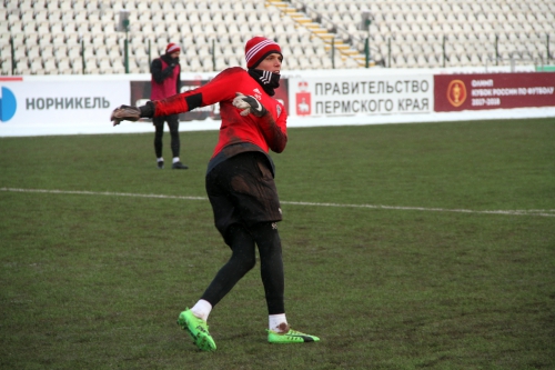 "Амкар" возобновил тренировки в Перми