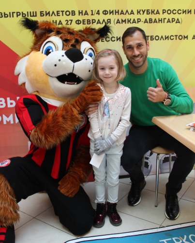 Петар Занев сыграл в робофутбол