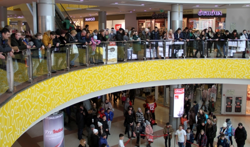 Петар Занев сыграл в робофутбол