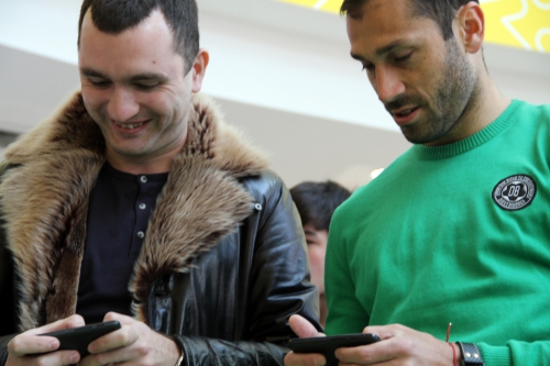 Петар Занев сыграл в робофутбол