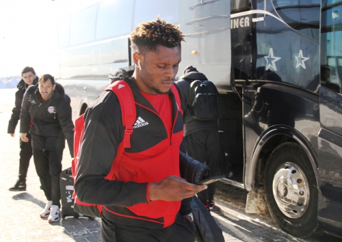 Прибытие основного состава "Амкара" в Уфу на матч 22 тура