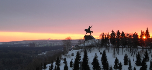 Прибытие основного состава "Амкара" в Уфу на матч 22 тура