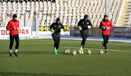 "Амкар" возобновил тренировки
