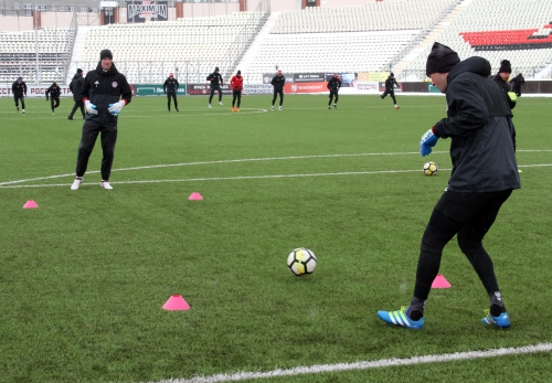 "Амкар" приступил к подготовке к матчу с "Локомотивом"