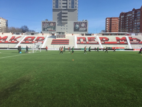 «Амкар» продолжает готовиться к матчу с «Локомотивом»