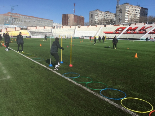 «Амкар» продолжает готовиться к матчу с «Локомотивом»