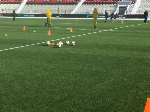 «Амкар» продолжает готовиться к матчу с «Локомотивом»