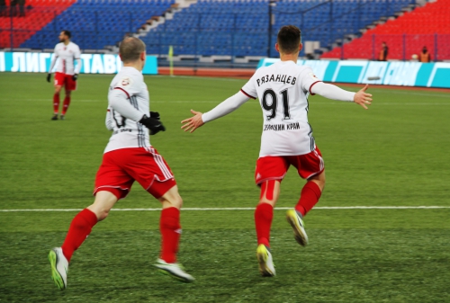 07.04.2018. ЧР. 25тур. "СКА-Хабаровск"-"Амкар" 0:2